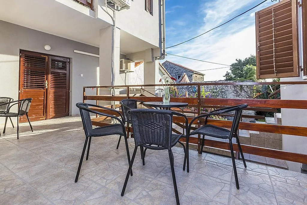 Apartments Draga Sukošan 0*,